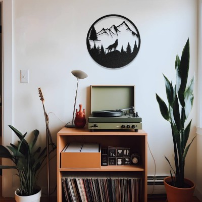 Uluyan Kurt Metal Duvar Dekoru – Doğa Temalı Metal Tablo