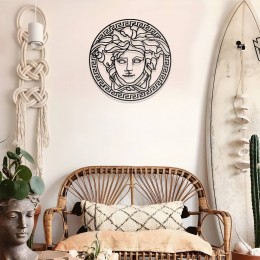 Medusa Metal Duvar Tablosu – Antik Yunan Mitolojisi Dekoru