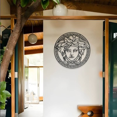 Medusa Metal Duvar Tablosu – Antik Yunan Mitolojisi Dekoru