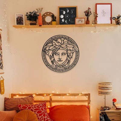 Medusa Metal Duvar Tablosu – Antik Yunan Mitolojisi Dekoru