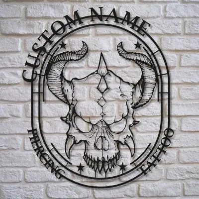Kişiye Özel İsimli ve Kafatası Temalı Metal Dövme Tabelası – Monogramlı Dövme Tabelası, Dövme Stüdyosu İçin Özel Tasarım Metal Tabela
