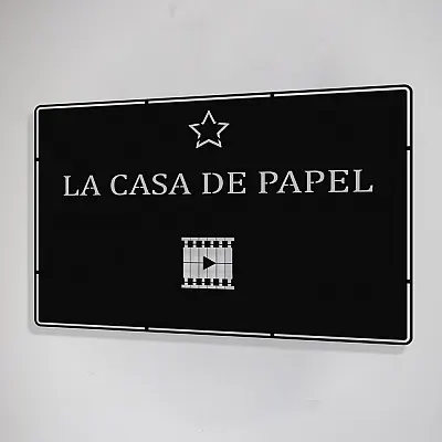 Benim Favori Dizim La Casa De Papel Tasarım Metal Tablosu 50x32cm