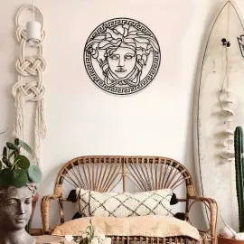 Medusa Metal Duvar Tablosu – Antik Yunan Mitolojisi Dekoru